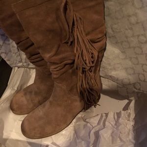 Kenneth Cole suede boots